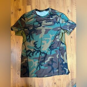 Nike hypercool Pro combat shirt